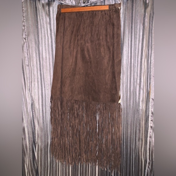 Pat Dahnke of Texas Custom Westernwear Leather Skirt with Fringe - Picture 2 of 3